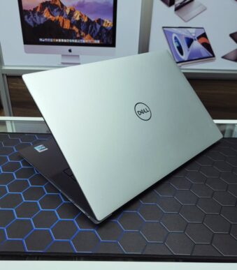 Dell XPS 15 9530 Laptop – Intel Core i7, 16GB RAM, 512GB SSD, 4GB Arc Graphics